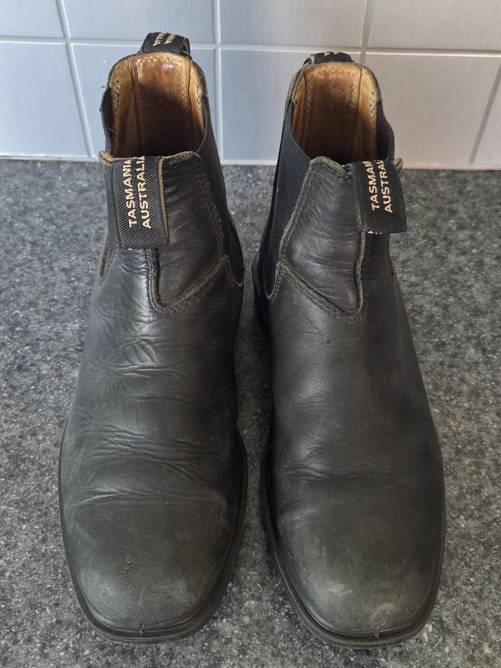 Blundstone Black Leather Chelsea Boots - Size 8 - Picture 4 of 5